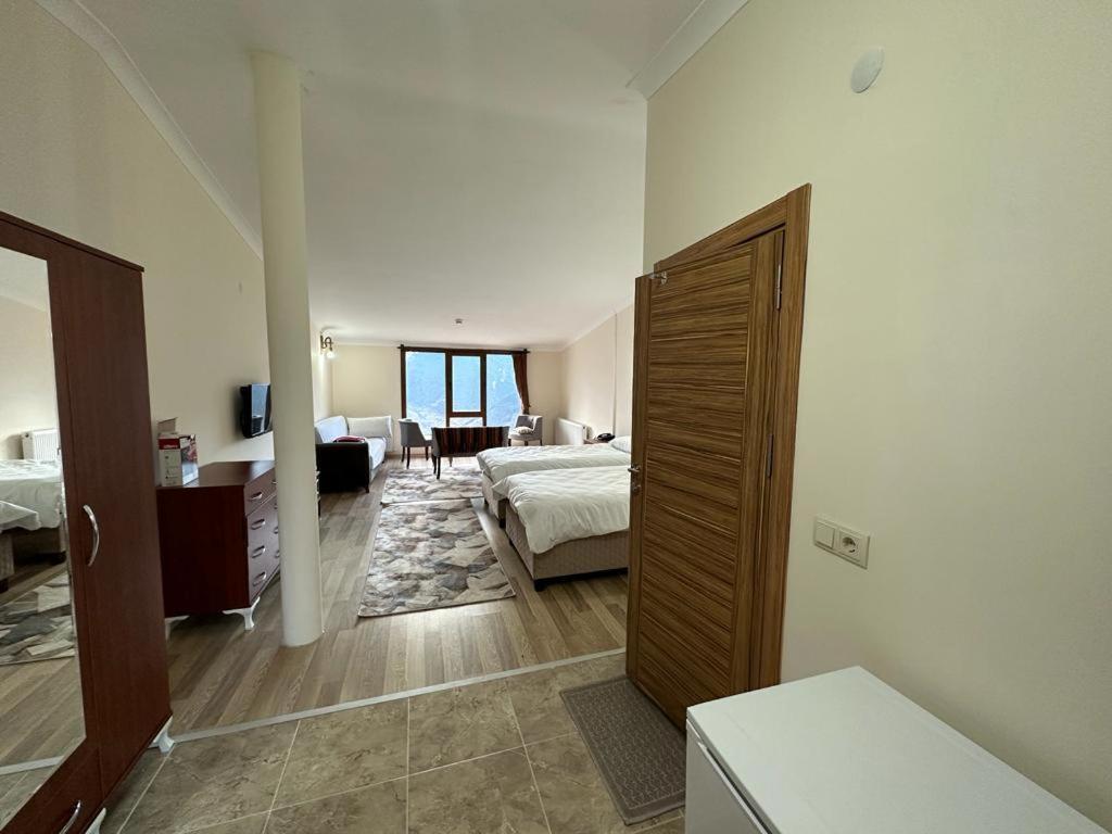 MEŞEİÇİ BUTiK HOTEL Macka Eksteriør billede